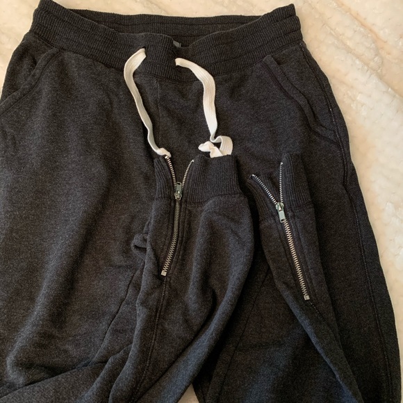 aerie Pants - Aerie grey ankle zipper jogger size small